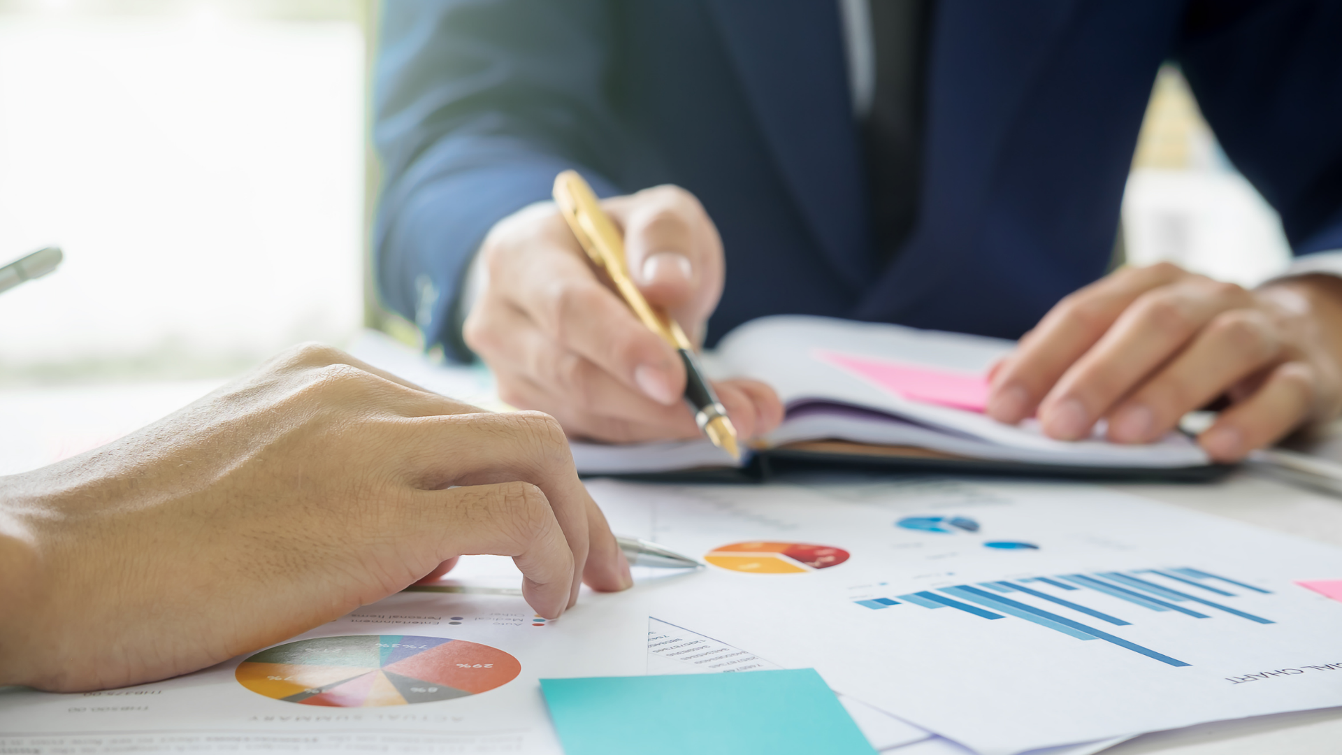 Should You Work with a Fee-Based Financial Advisor? Here’s What You Need to Know