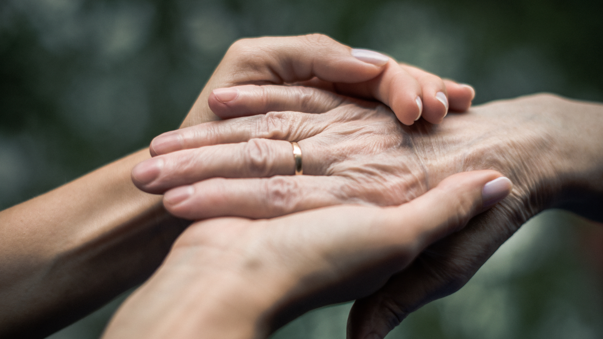 Why You Shouldn’t Rely Solely On Company-Provided Health Insurance